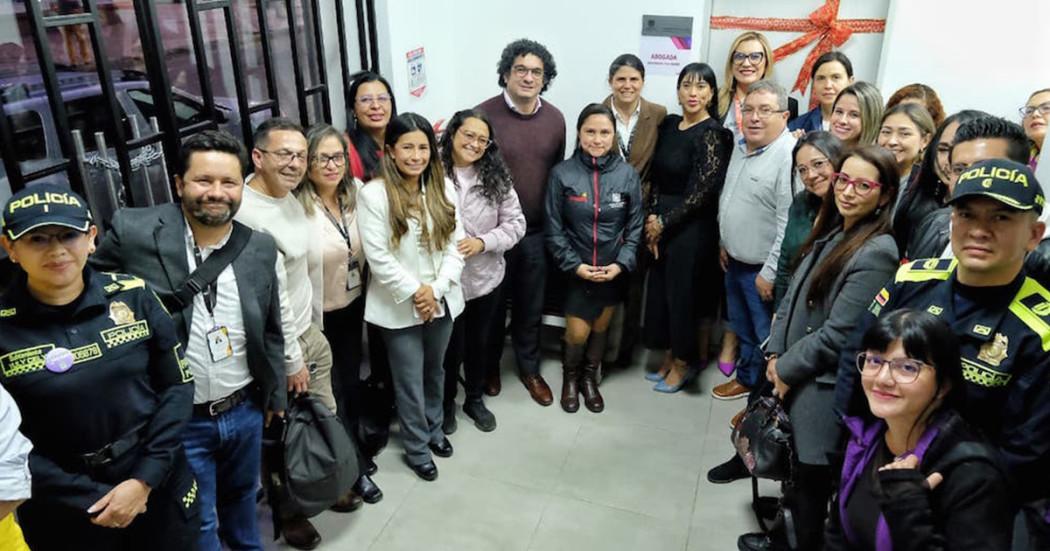 Imagen del nuevo equipo de la Comisaría de Familia en Puente Aranda