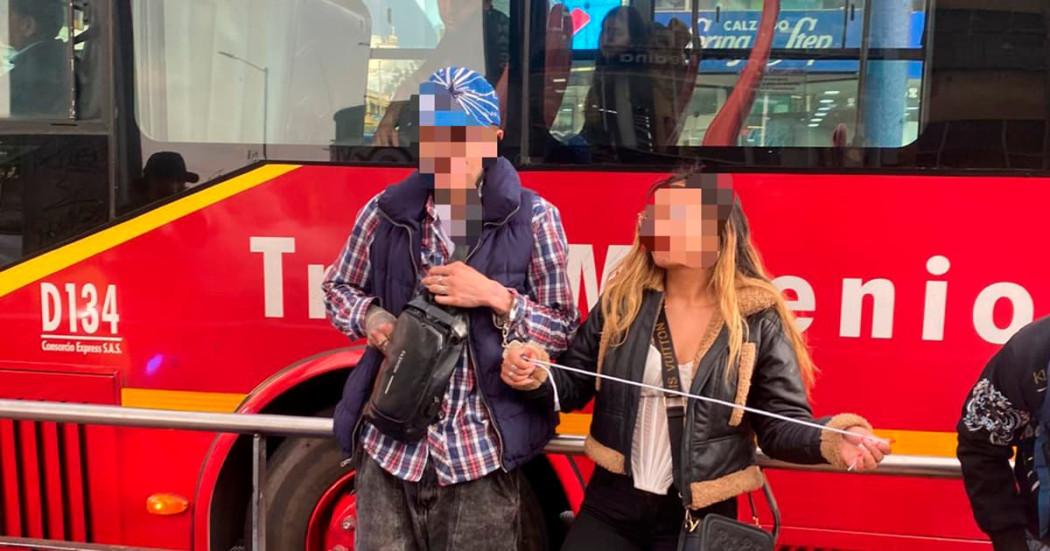 En la foto los detenidos por la reventa de pasajes