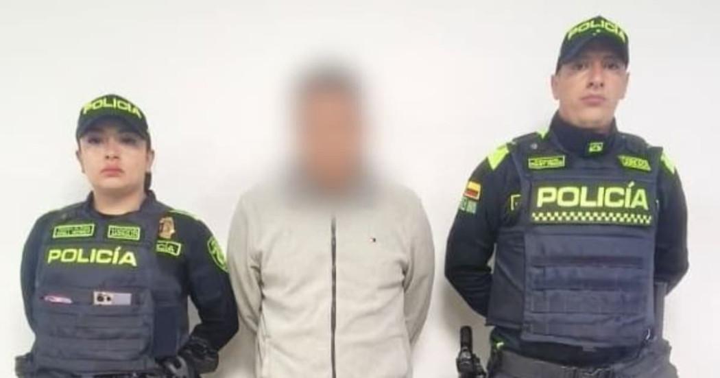 Foto del hombre capturado por implantar anticonceptivos vencidos a dos jóvenes en Bogotá