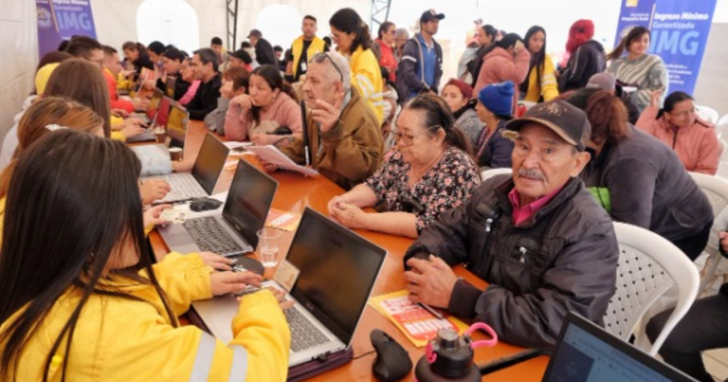 Imagen de personas en un espacio de Ingreso Mínimo Garantizado