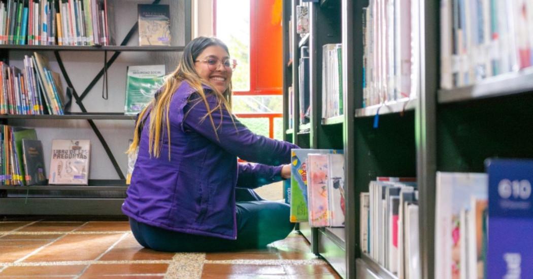Imagen de Colaboradora de la Biblioteca Lago Timiza 