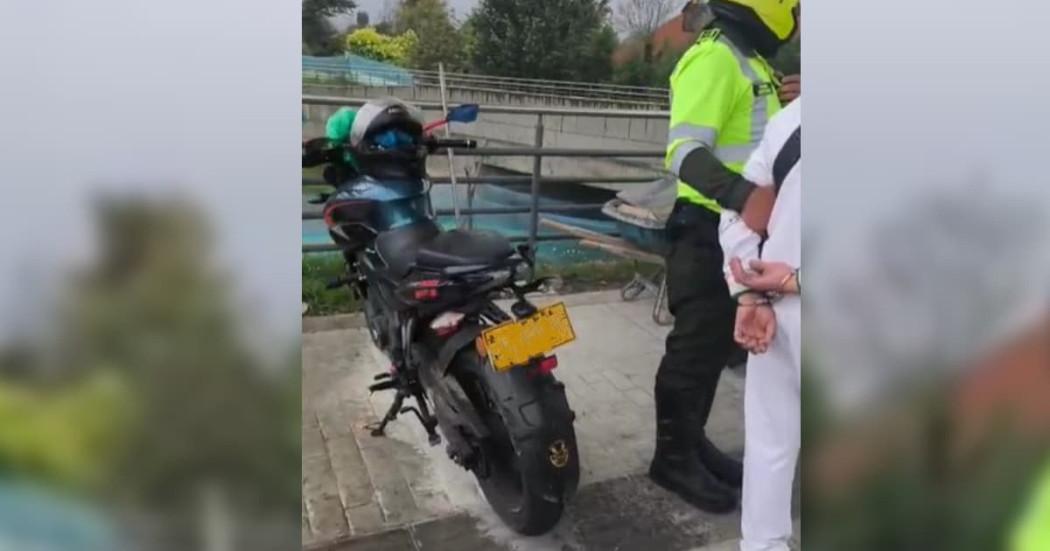 Capturado con motocicleta robada