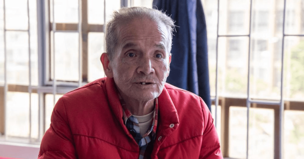 Imagen de Jairo de perfil