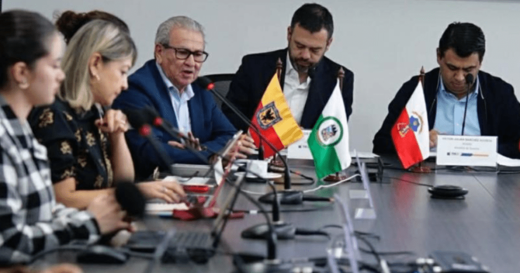 Imagen del alcalde Galán en reunión