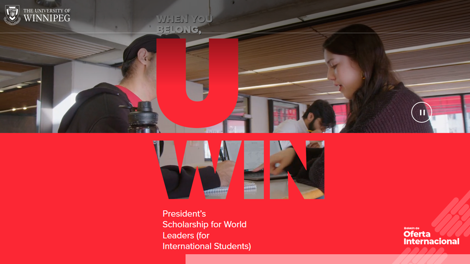 Estudiantes internacionales en campus universitario