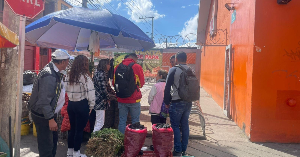 Foto de un grupo de ciudadanos de la localidad de Tunjuelito 