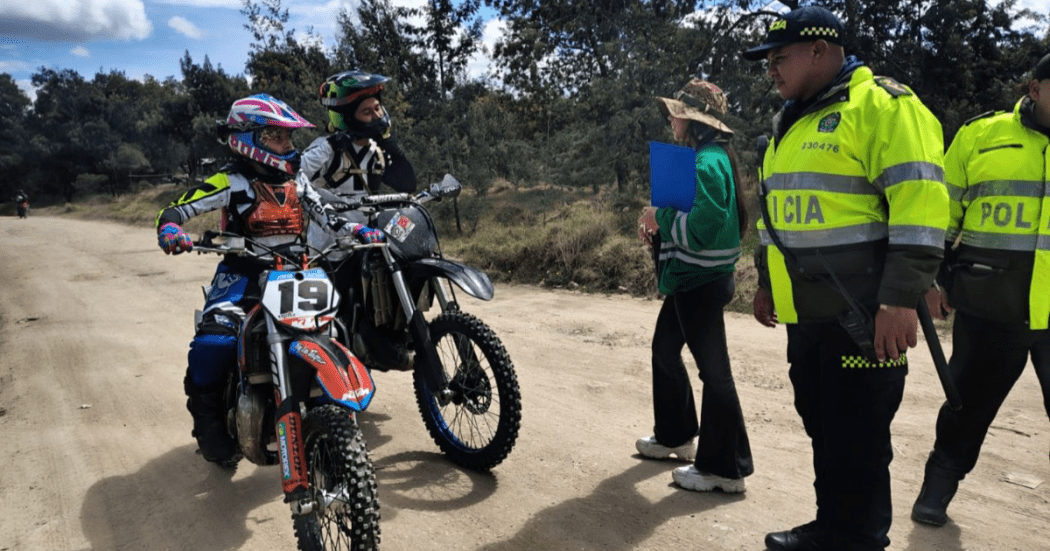 Imagen de la jornada de control y pedagogía en el Parque Distrital Ecológico de Montaña Cerro Seco