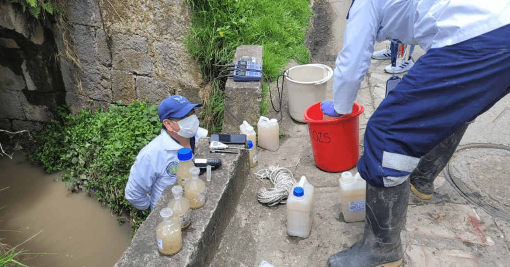 Imagen de operarios de la CAR 