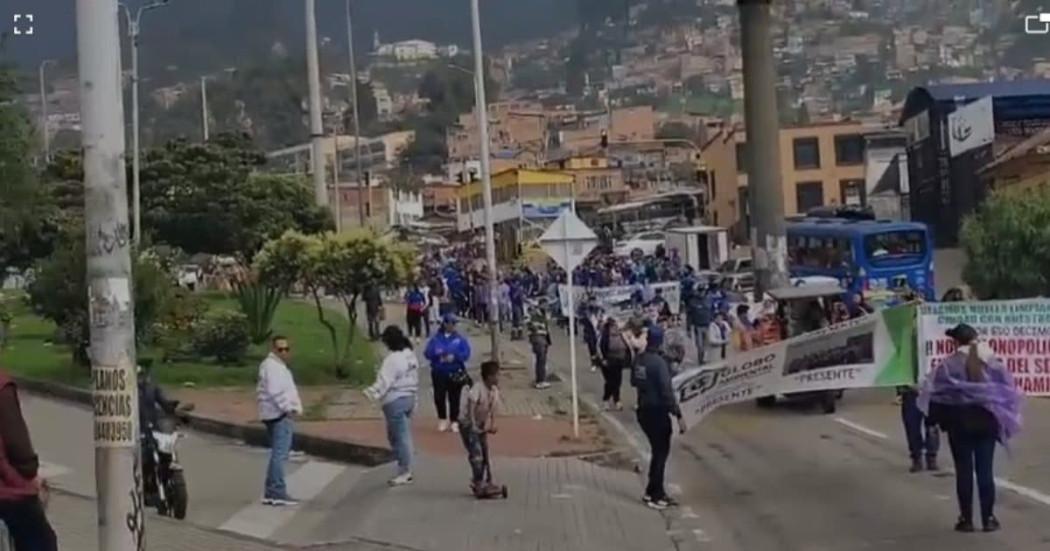 Foto de manifestación en una vía de Bogotá 