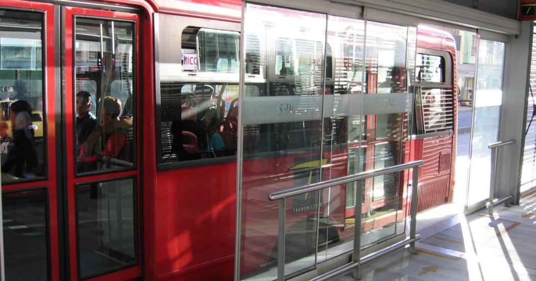 Foto de un bus de TransMilenio