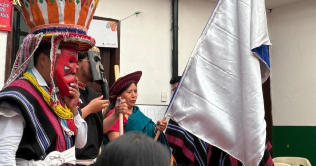 Indígenas del pueblo Kamëntsá.