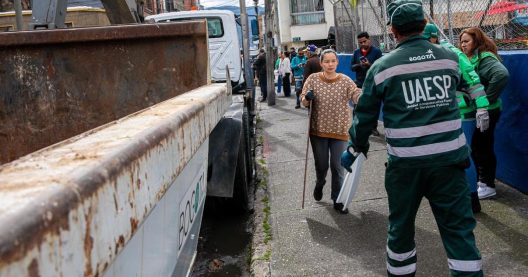 Foto que muestra un ecopunto.