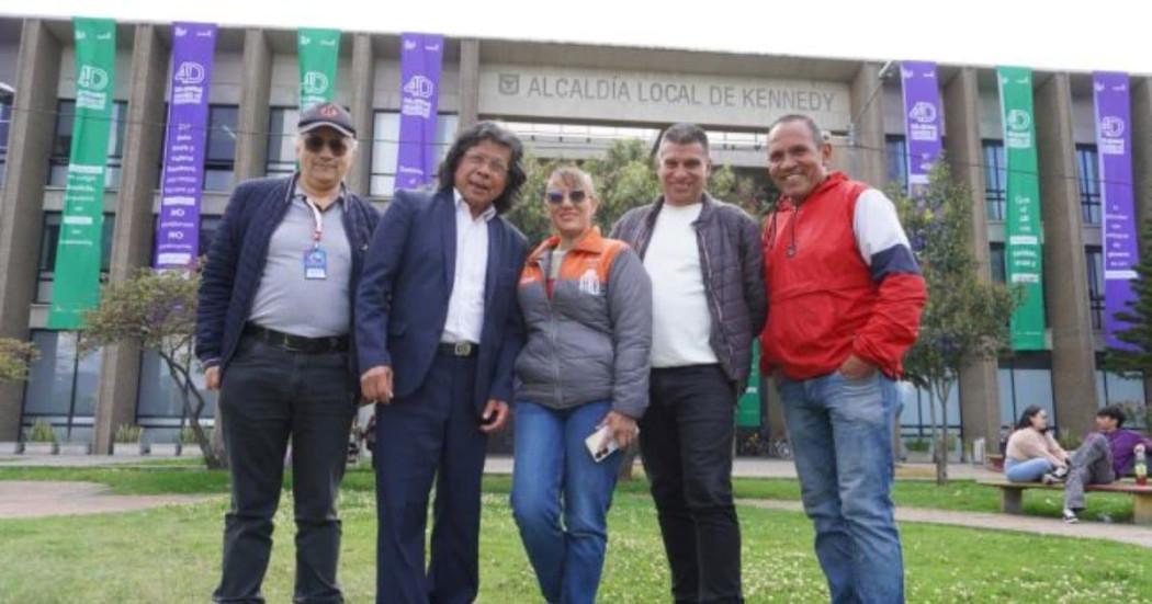 Foto de funcionarios de Alcaldía Local de Kennedy.