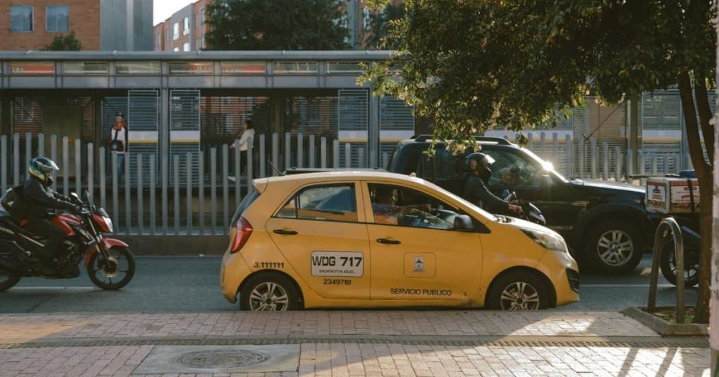 Foto de un taxi en Bogotá