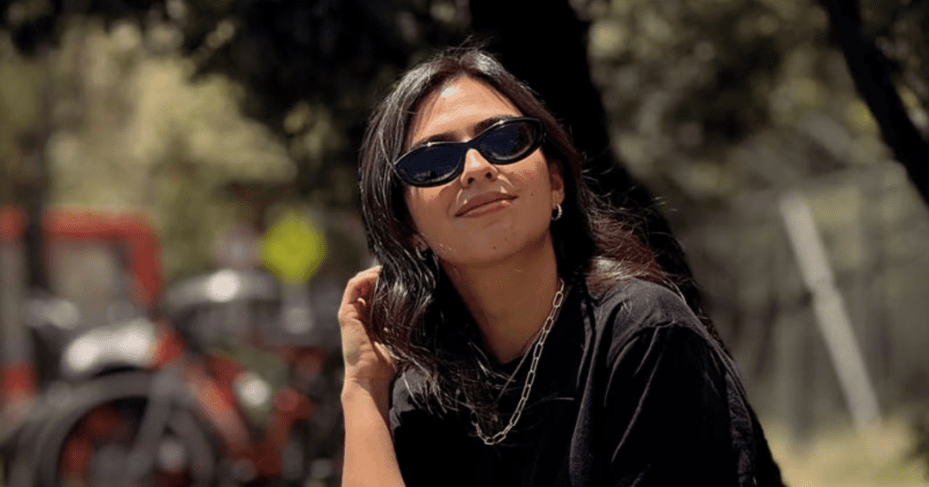 Imagen de la conductora Jessica Bohórquez de la nueva temporada de Cicloviva de Canal Capital.