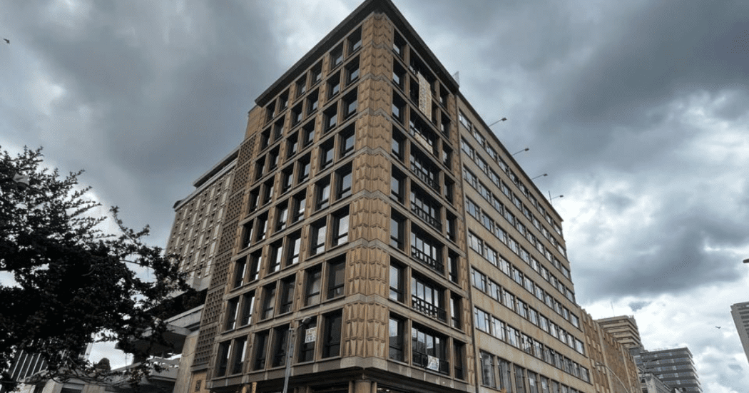 Foto de un edificio en la ciudad de Bogotá