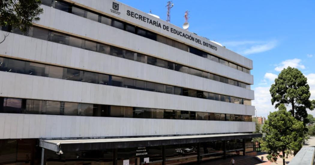 Fachada de la Secretaría de Educación 