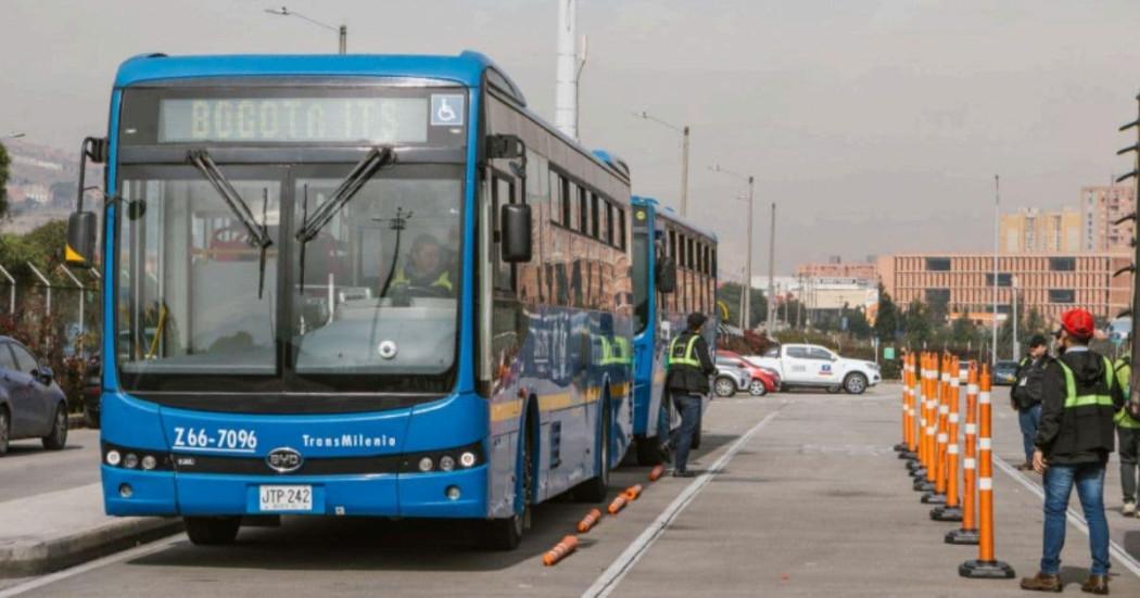 Foto de un bus de TransMilenio en Bogotá.