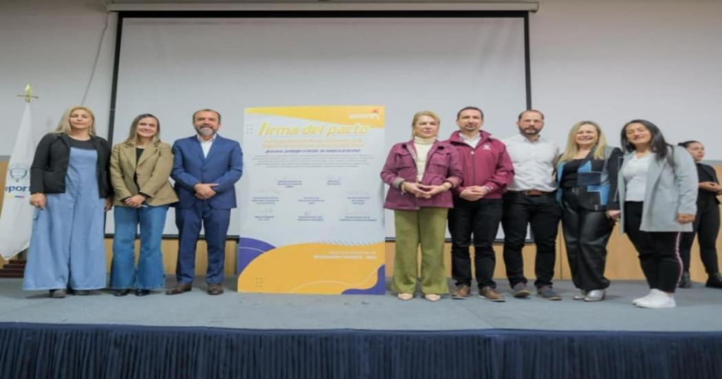 Funcionarios distritales, nacionales, del sector privado y ciudadanía