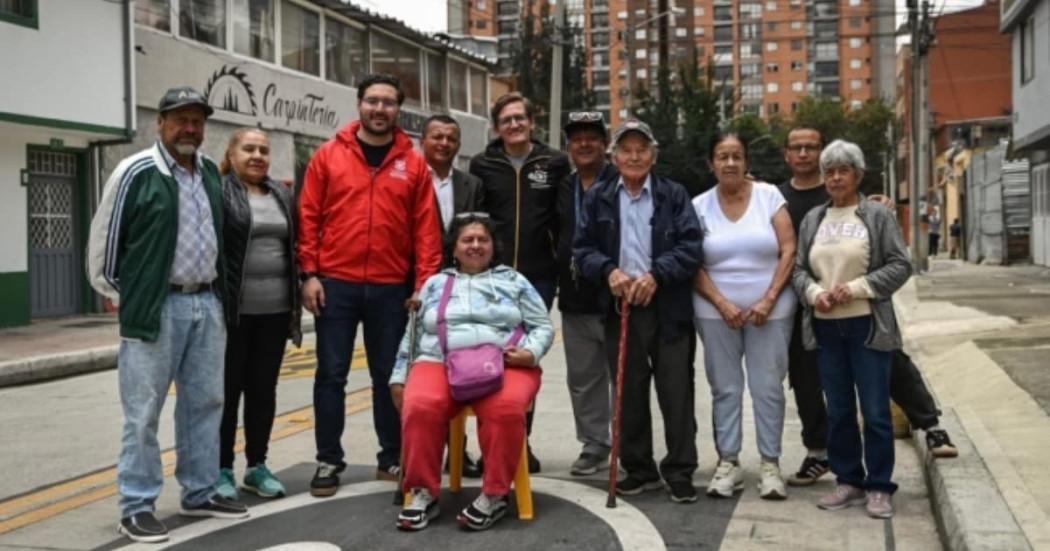 Lideres comunales de Usaquén con secretario de Gobierno.