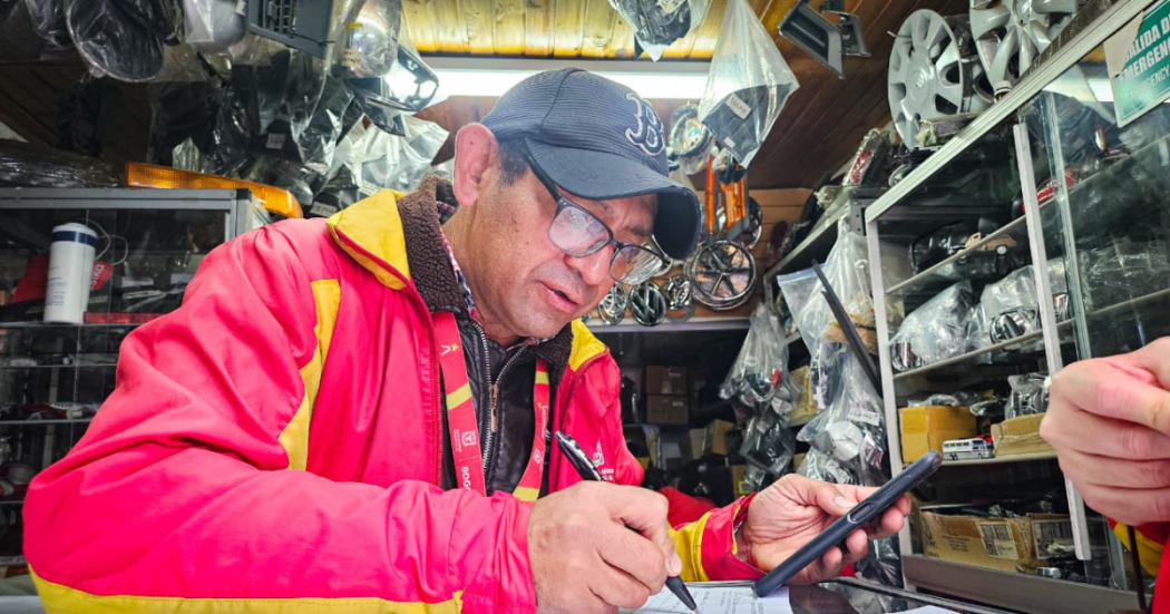 Foto de funcionarios del Distrito en operativo de seguridad