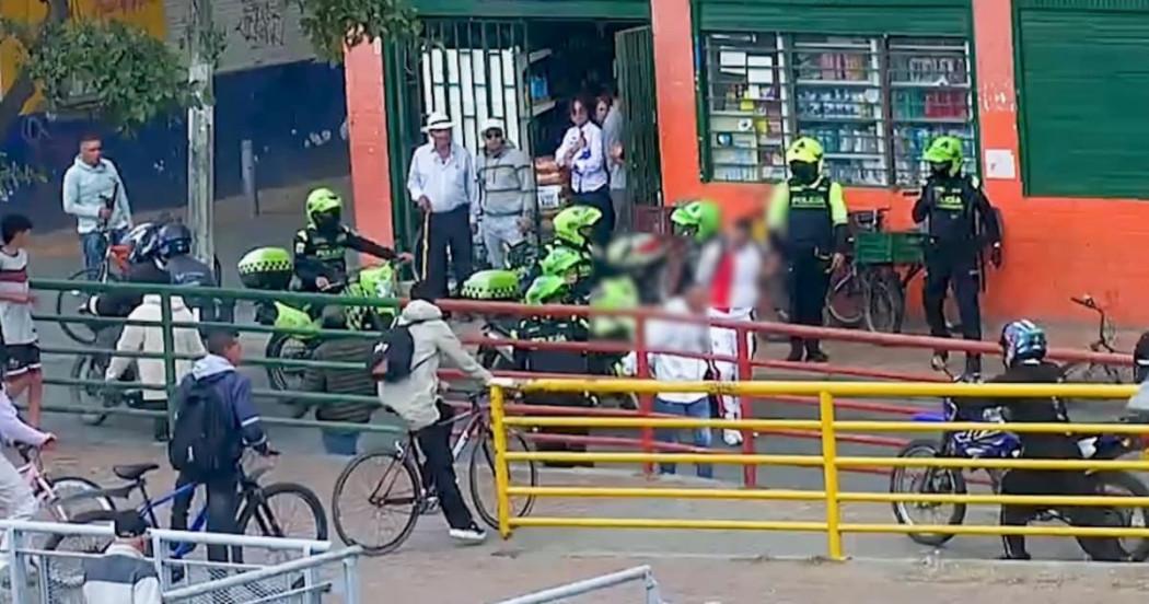 Policías presentes en el lugar de los hechos, en Bosa.