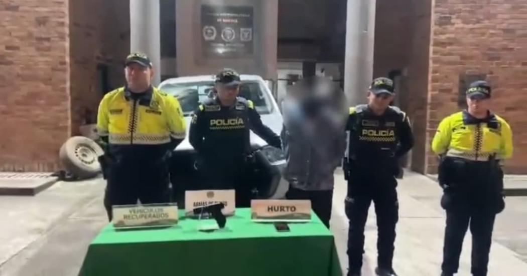 Foto del hombre capturado y que es señalado de hurto y porte ilegal de armas de fuego.