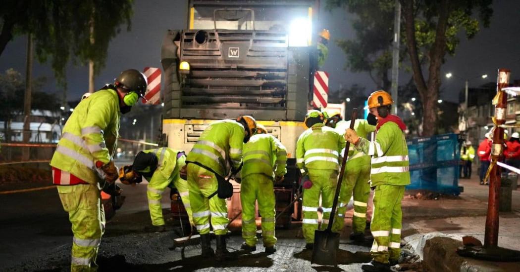Foto de trabajadores del IDU. 