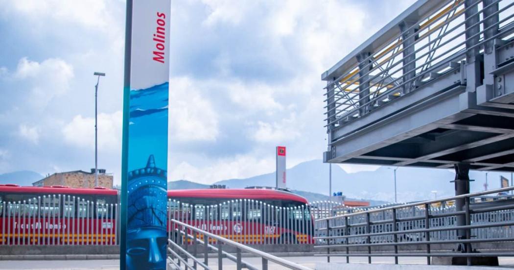 Foto de un bus de TransMilenio