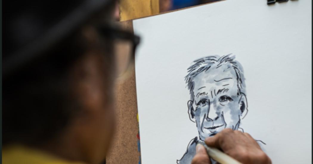 Foto que muestra una persona dibujando.