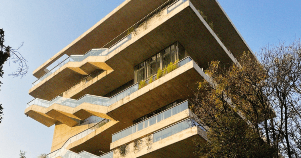 Imagen panorámica del edificio del CEFE Chapinero.