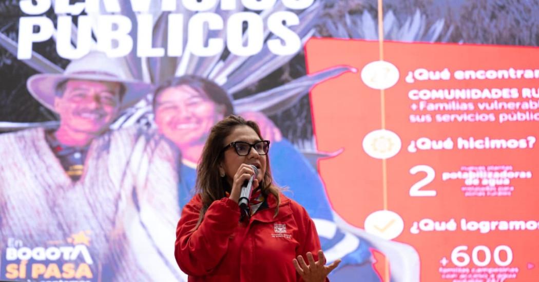 Foto que muestra a la secretaria del Hábitat, Vanessa Velasco.