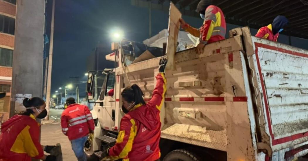 Funcionarios de Gobierno en el operativo