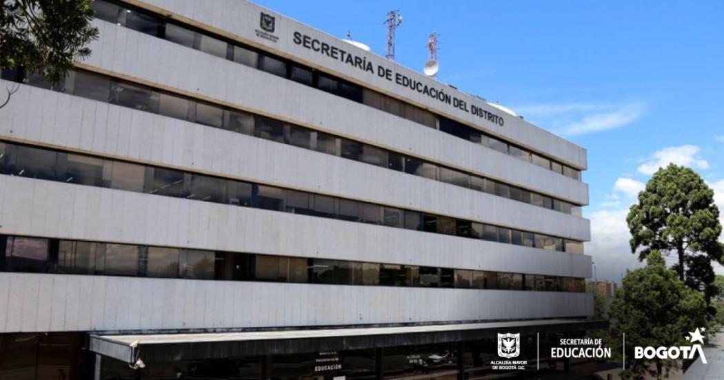 Fachada de la Secretaría de Educación 