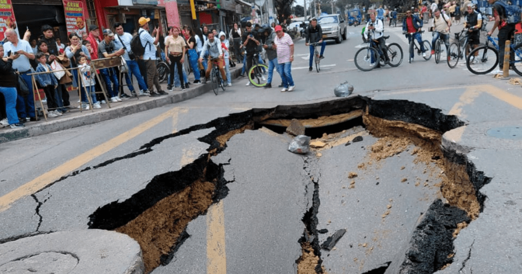 Foto de un hueco en la localidad de Suba 