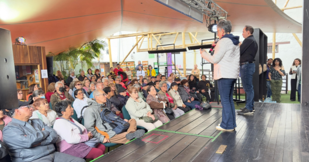 Foto de pensionados en la FILBo 2026.
