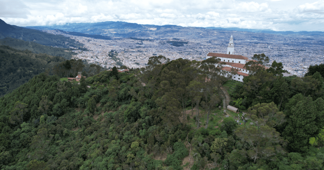 Imagen panorámica de Monserrate