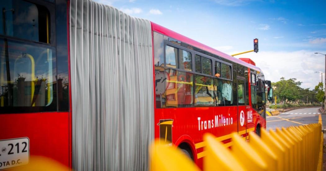 Foto de un bus de TransMilenio