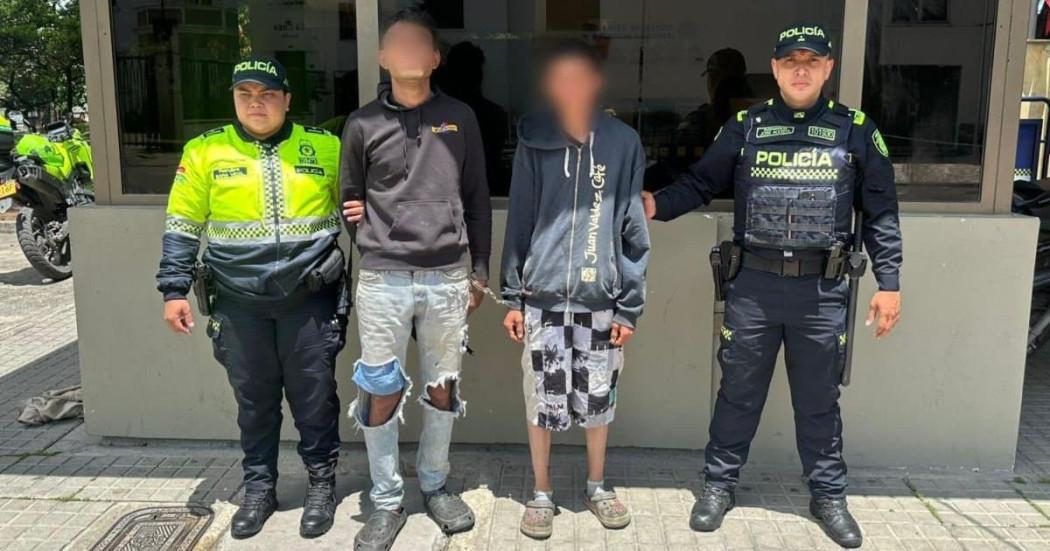 Foto de dos capturados