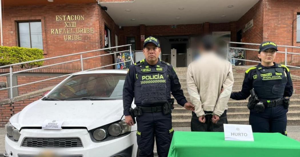 Hombre capturado y carro recuperado en Rafael Uribe Uribe.