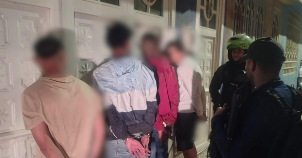 Imagen de los cuatro hombres capturados