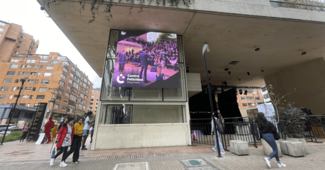 Imagen de la fachada del Centro de Felicidad -CEFE- Chapinero en Bogotá.