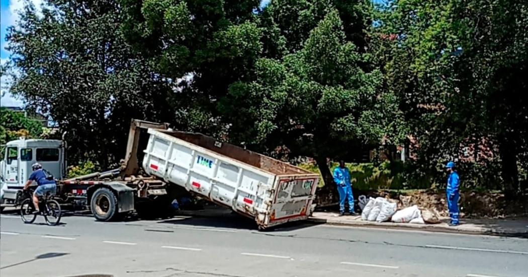 Foto que muestra un ecopunto ubicado en la ciudad