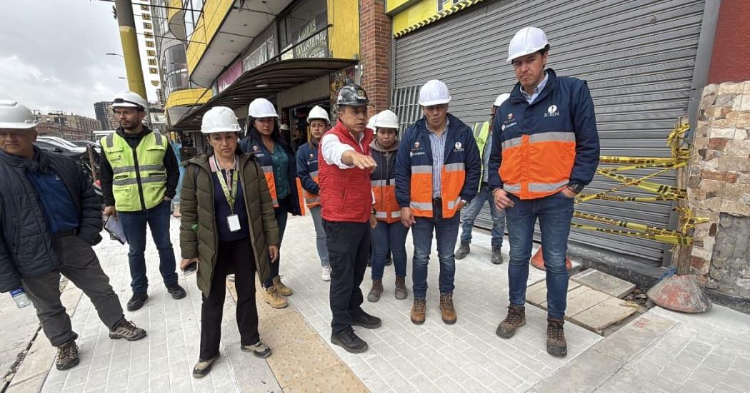 Foto de una visita a una obra