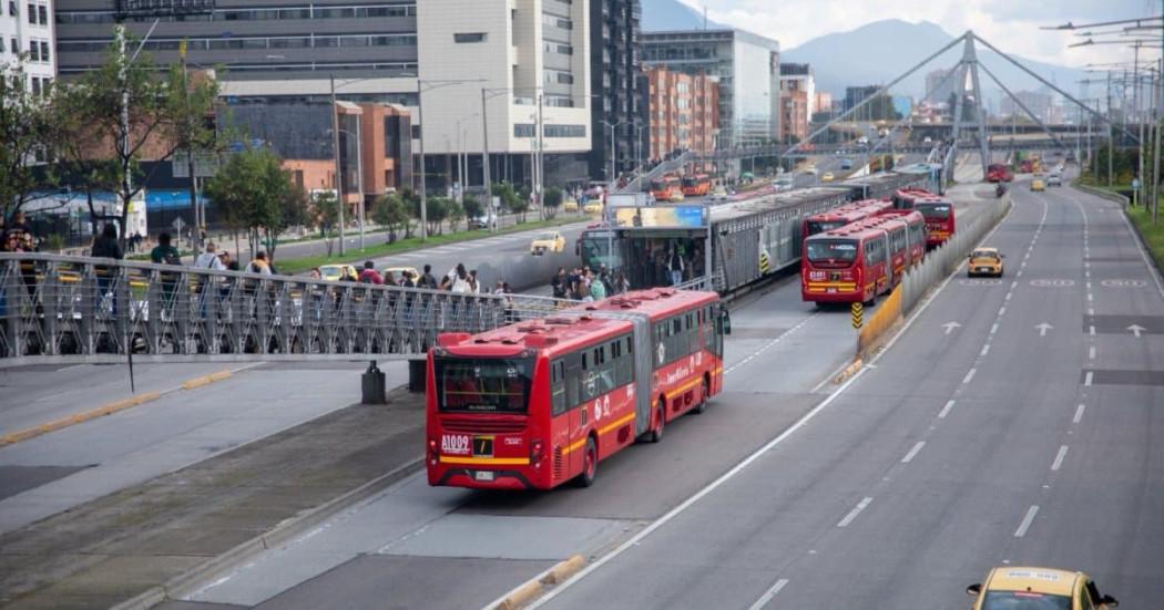 Foto de buses de TransMilenio 