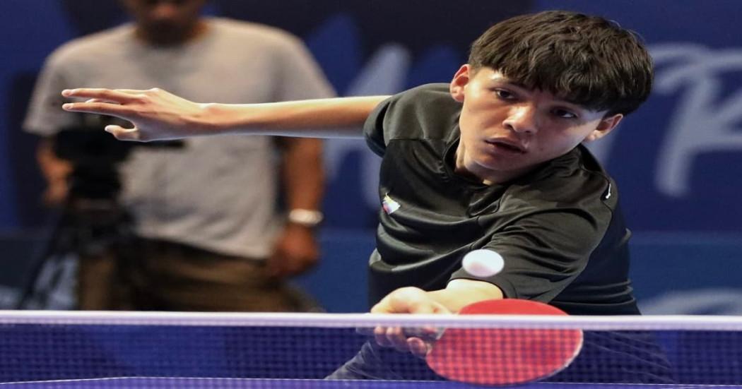 Rafael Quintero, medalla de oro en tenis de mesa mixto