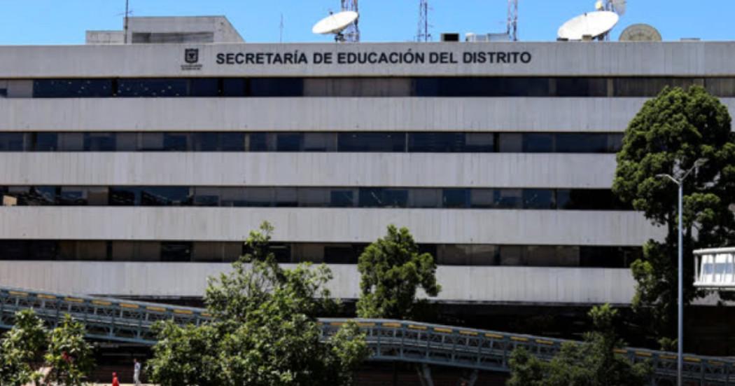 Fachada de la Secretaría de Educación de Bogotá 
