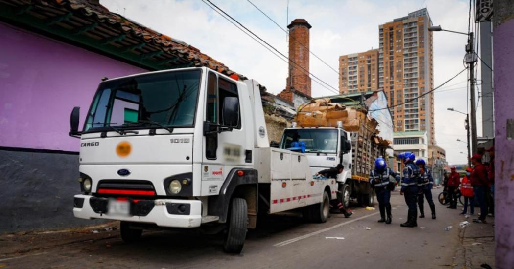 Foto del operativo de recuperación de 230 metros cuadrados de espacio público en el barrio La Favotira, centro de Bogotá.