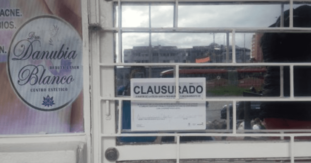 Foto del establecimiento cerrado en el sector de Los Héroes en Bogotá.