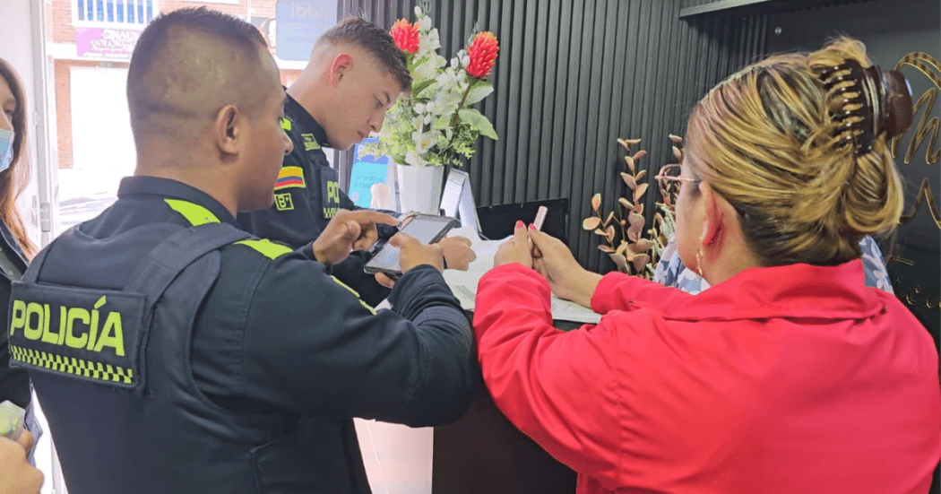 Imagen de funcionarios en el operativo